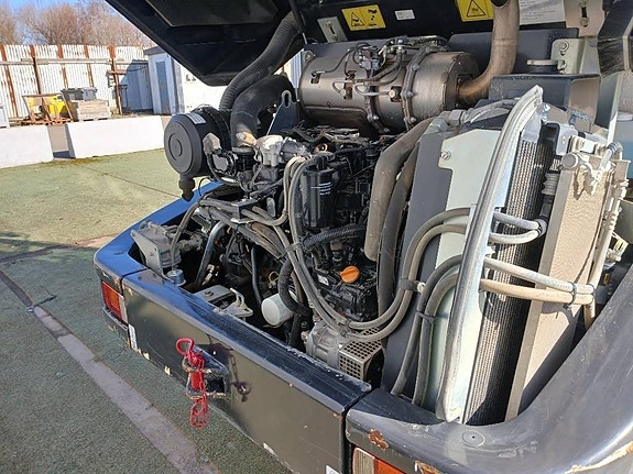 Yanmar V80, Kompaktlastare 21 of 22