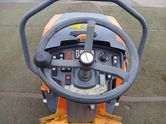 Dynapac CC 1000, Vält 11 of 15