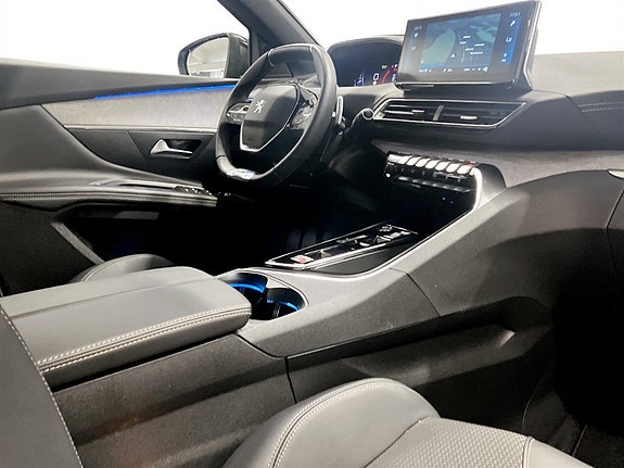 Peugeot 3008 11 of 15