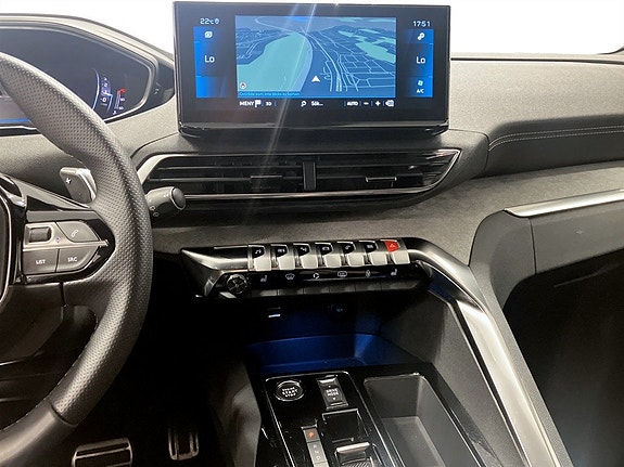 Peugeot 3008 9 of 15