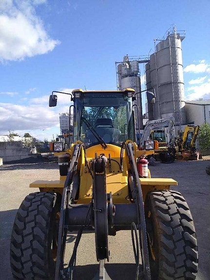 Volvo L 35 G 2 of 6