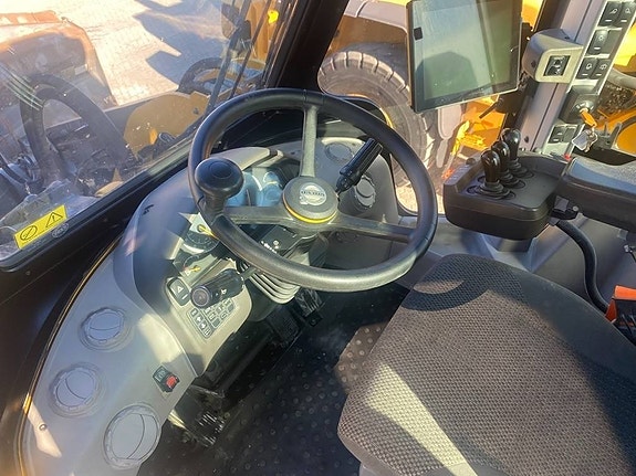 Volvo L 180 H 11 of 15