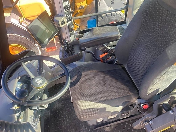 Volvo L 180 H 10 of 15