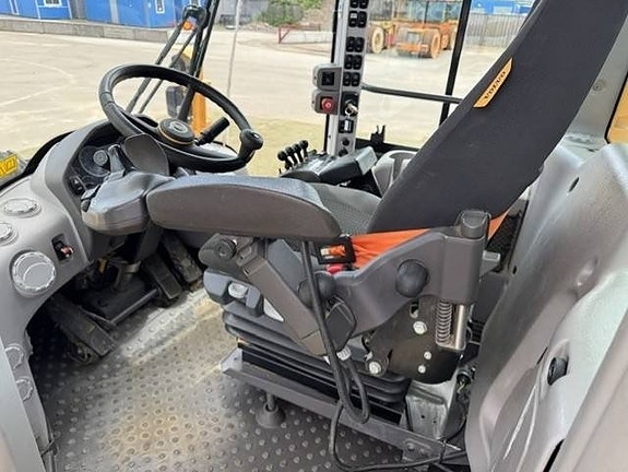 Volvo L 70 H, Hjullastare 20 of 24