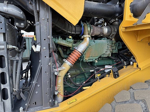 Volvo L 90 H 16 of 21