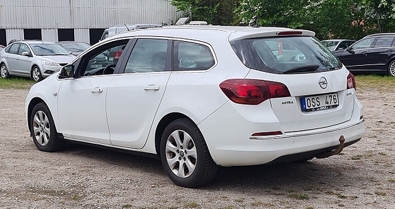 Opel Astra 3 of 5