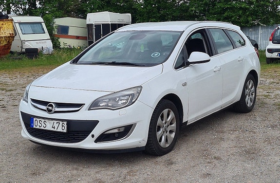 Opel Astra 2 of 5