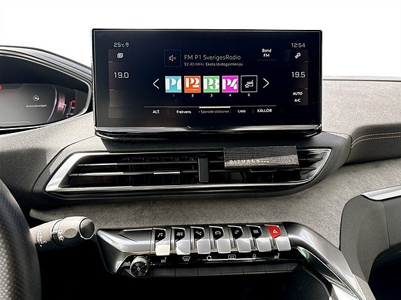 Peugeot 5008 12 of 18