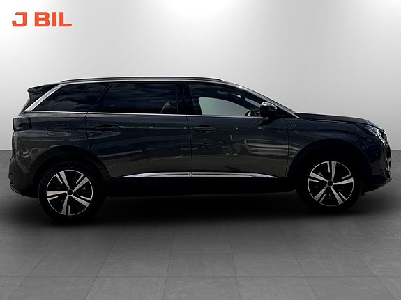 Peugeot 5008 16 of 18