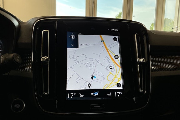 Volvo XC40 23 of 30