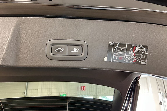 Volvo XC40 25 of 30