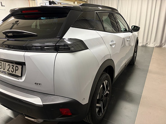 Peugeot 2008 4 of 5