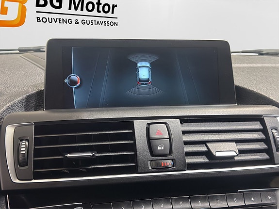 BMW M140i 21 of 23