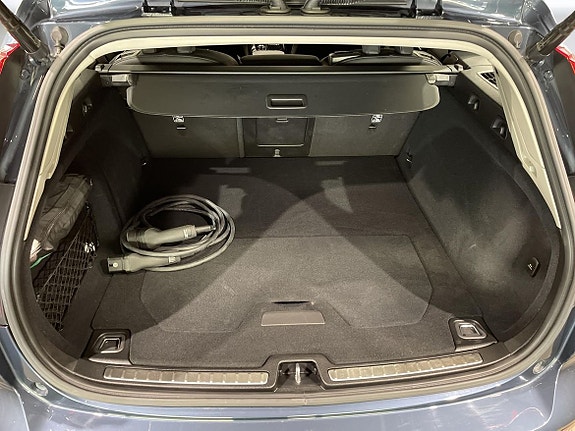 Volvo V60 20 of 25