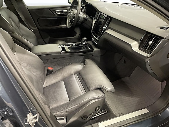 Volvo V60 24 of 25