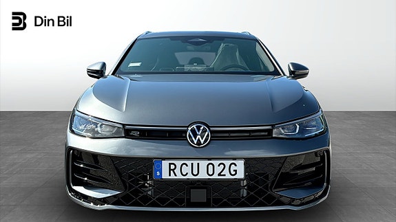Volkswagen Passat 4 of 5