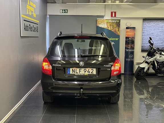 Skoda Fabia 5 of 18