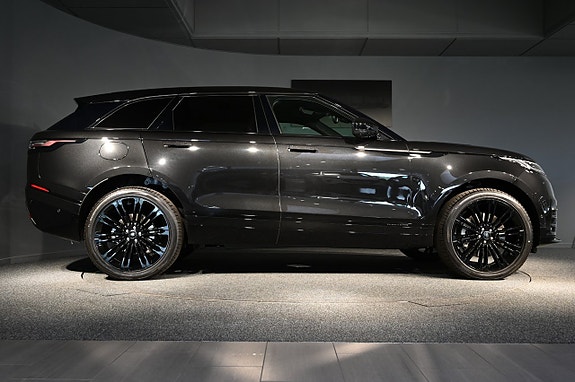 Land Rover Range Rover Velar 8 of 30
