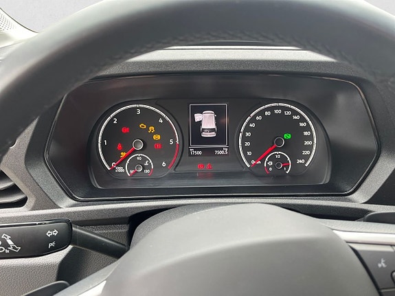 Volkswagen Caddy 11 of 22