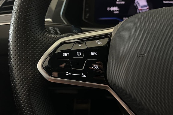 Volkswagen Tiguan Allspace 14 of 25