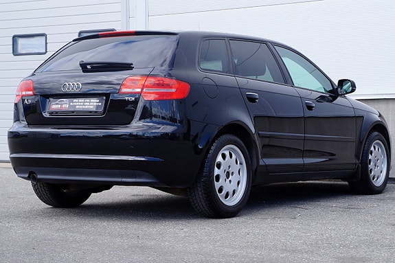 Audi A3 6 of 15