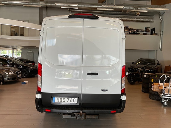 Ford Transit 5 of 5