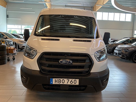 Ford Transit 2 of 5