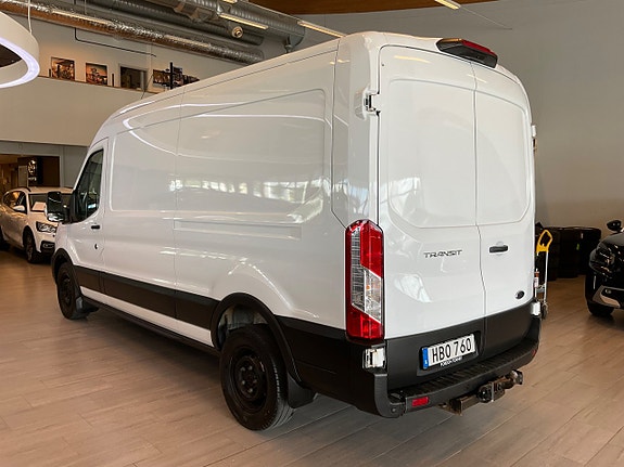 Ford Transit 8 of 17