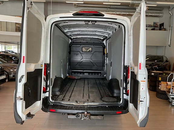 Ford Transit 6 of 17