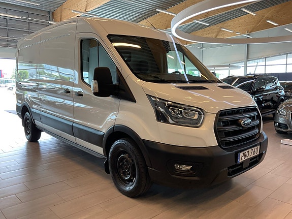 Ford Transit 3 of 5