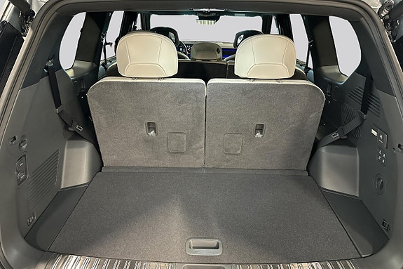 Kia EV9 12 of 27