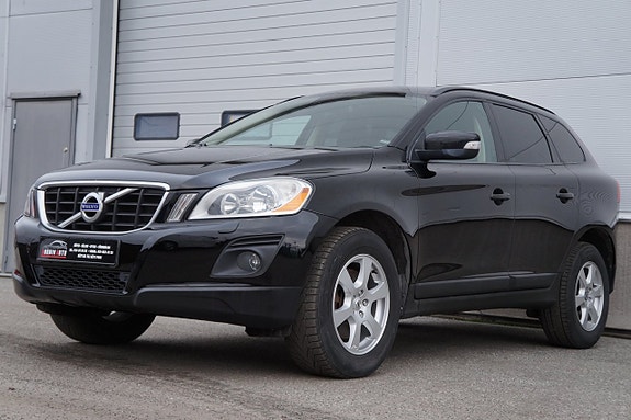 Volvo XC60 3 of 5