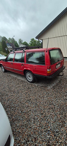 Volvo 940 2 of 5