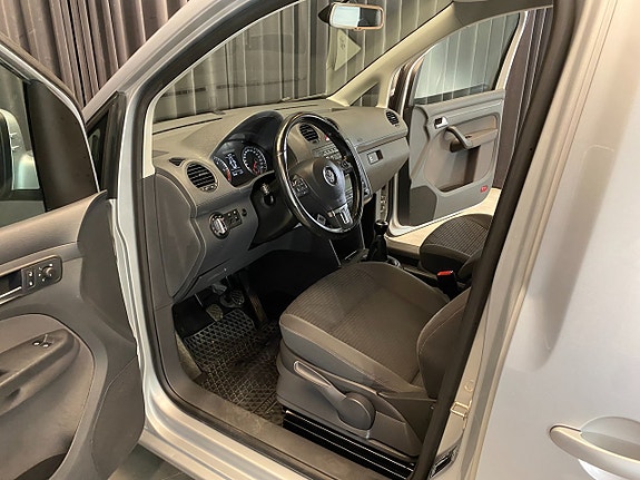 Volkswagen Caddy 14 of 30