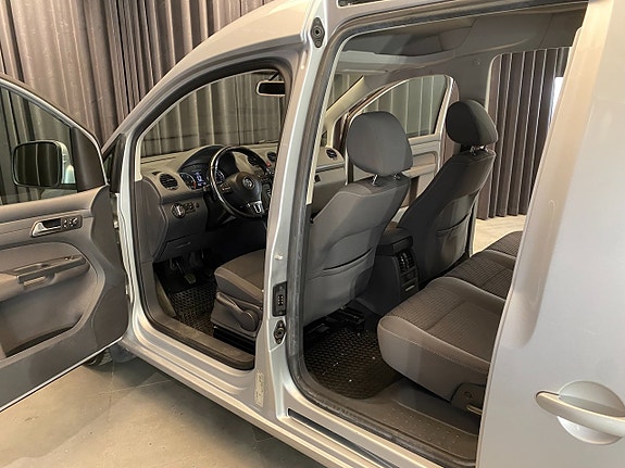 Volkswagen Caddy 17 of 30
