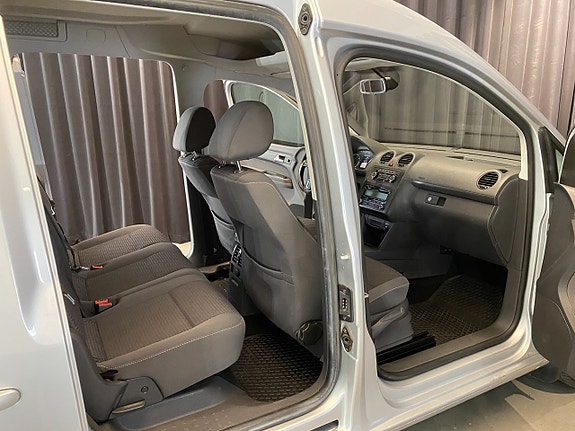 Volkswagen Caddy 18 of 30
