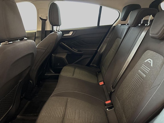 Ford Focus 10 of 20