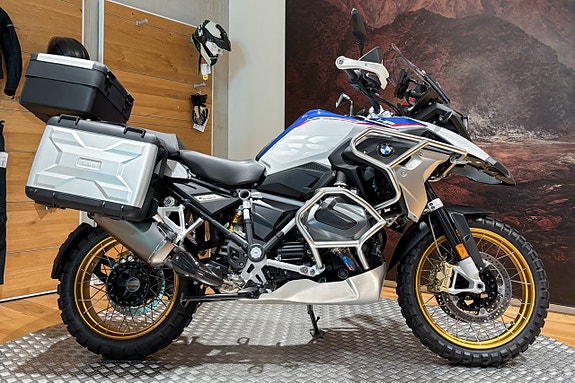 BMW R 1250 GS |Akrapovic|Touratech|Motorbågar|Navi|Nyservad|SE SPEC|
