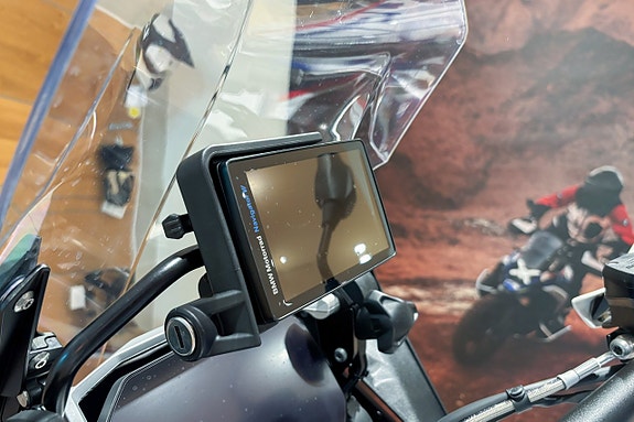 BMW R 1250 GS |Akrapovic|Touratech|Motorbågar|Navi|Nyservad|SE SPEC| 15 of 17