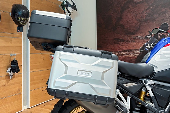 BMW R 1250 GS |Akrapovic|Touratech|Motorbågar|Navi|Nyservad|SE SPEC| 11 of 17