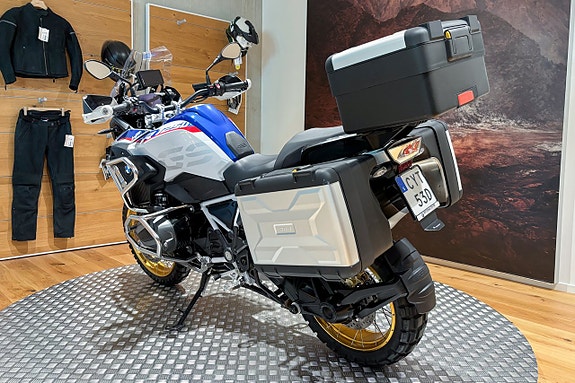 BMW R 1250 GS |Akrapovic|Touratech|Motorbågar|Navi|Nyservad|SE SPEC| 4 of 17