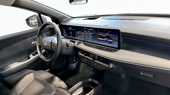 Nissan Leaf 15 of 25