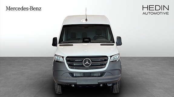 Mercedes-Benz Sprinter 319 8 of 9