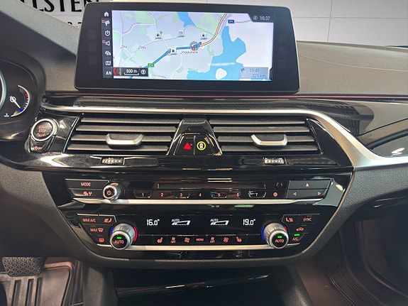 BMW 520d 20 of 25