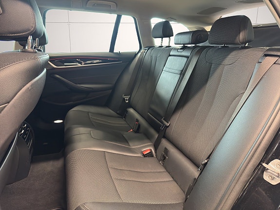 BMW 520d 14 of 25