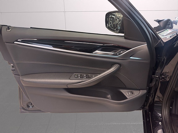 BMW 520d 11 of 25