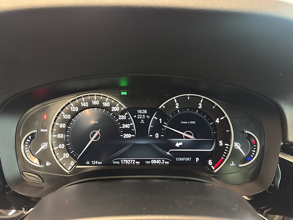 BMW 520d 18 of 25