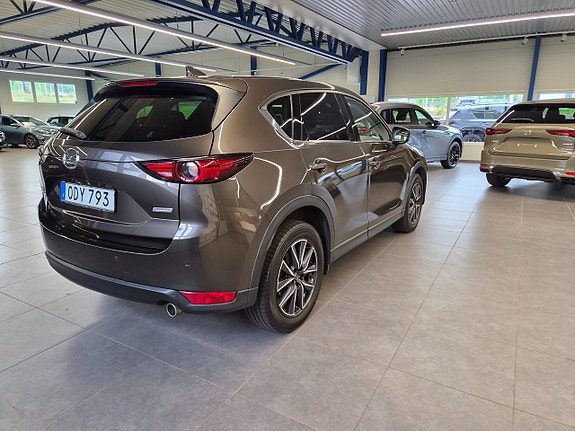 Mazda CX-5 4 of 5