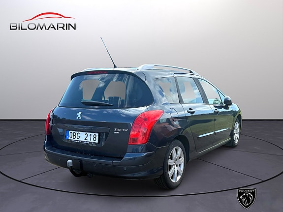 Peugeot 308 SW 4 of 5