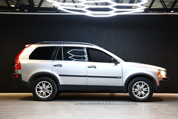Volvo XC90 6 of 25